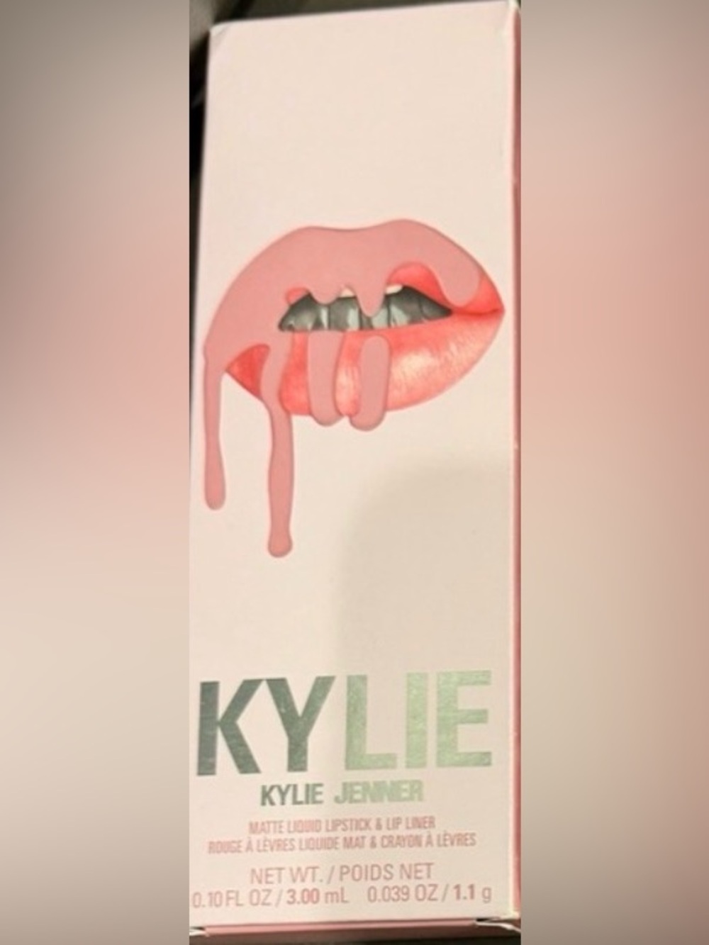 Kylie Cosmetics Pink Drip Lip Liner